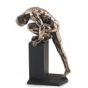 Statuette homme design : Escalade II, Finition Bronze, hauteur 35 cm