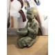 Figurine Zen Intérieur & Extérieur en Fibre : Moine & Coupelle, H 34 cm