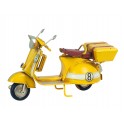 Scooter Miniature : Vespa N°8 en métal, Mod Jaune Paille, L 19 cm