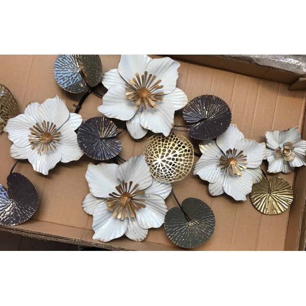 Déco Murale métal XL : Fleurs Blanches & Feuilles de Lotus, L 100 cm