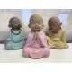 Set 3 Figurines Moines Méditation Assis, 3 Couleurs Baby Zen Résine