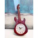 Horloge rétro : Modèle Guitare Electrique Rouge, H 34,5 cm