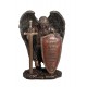 SIGNES GRIMALT Statuette résine Antic Line : Le Guerrier de Dieu, Bouclier et Psaume 144, Hauteur 21 cm