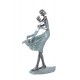 Statuette Romantique Résine, Femme portant son enfant, Collection Kolor, H 20 cm