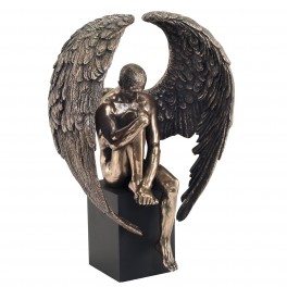 Statuette résine sur Socle : L'ange ailé sur Socle, Finition Bronze Antic Line, Hauteur 28 cm