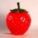 Fraise rouge design, lampe d'ambiance et Veilleuse en porcelaine, finition brillante satin, hauteur 27 cm