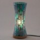 Lampe cylindre incurvée bleue en verre, Veilleuse ou lampe d'ambiance en tons froids, Collection MOSAIK, Hauteur 32 cm