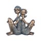 Statuette Fille et Garçon Assis Dos à Dos, Effet Bronze patiné, H 21 cm